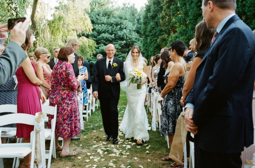 the+farmhouse+wedding+ash+imagery+-1030